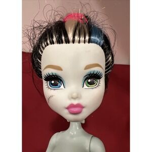 Monster High Frankie Stein Doll Daughter of Frankenstein Mattel 2015 Nude
